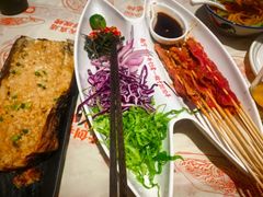 -威记烧嘢·南宁烧烤·超级生牛(绿地店)