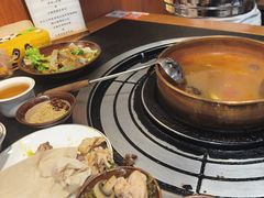 -阿山卓·野生菌火锅·纳西火塘烤肉