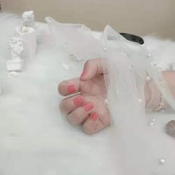 -苏彩·皮肤管理美甲美睫