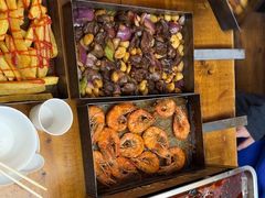 -老东镇啤酒屋海鲜加工·蒸汽海鲜·海鲜烧烤(台东店)