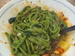 -秦君宝手擀菠菜面(金花路店)
