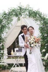 点击看大图 -太郎花子婚纱摄影艺术中心