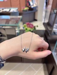 -周生生Chow Sang Sang(先天下店)