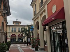 -佛罗伦萨小镇广佛名品奥特莱斯(疏港路店)