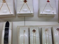 -海星奢选二手奢侈品手表包包鉴定回收寄卖(墨玉南路店)