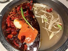 -焱三乐四川火锅店(经纬街店)