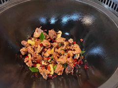 -哈尔滨烧烤·山河村铁锅炖(交大店)