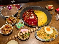 -萍姐火锅·公路夜市(武汉首店)