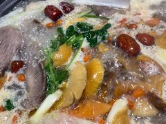 -九寨沟特色牦牛肉汤锅