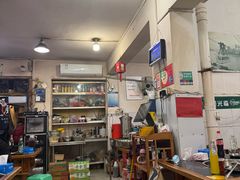 -鸿顺老铁锅美蛙鱼府(解放碑店)