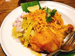 -Ongtong Khaosoi Ari Branch