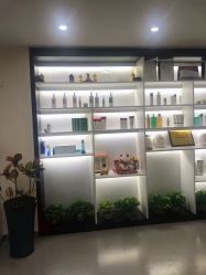 -康颜SPA自然疗愈皮肤管理中心