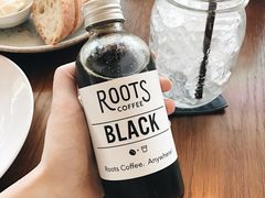 -ROAST coffee & eatery