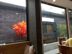 -毛辣果·贵州红酸汤牛肉火锅(西单店)