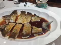 -鱼痴渔醉·食鲜集(月亮湾店)