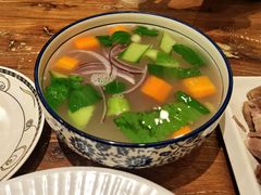 羊肉汤-清真·玛丽亚新疆菜主题餐厅(浙江中路店)