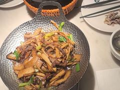 -小菜园新徽菜(镇江丹阳吾悦店)