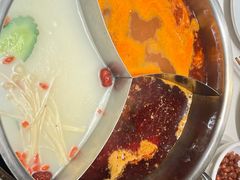 -周师兄大刀腰片火锅(磁器口直营店)