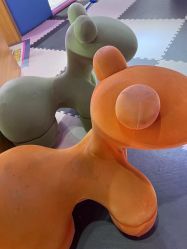 -卡通尼乐园(绿地缤纷城店)