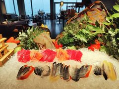 -蔚蓝阁餐厅·Brunch·牛排·威士忌·红酒