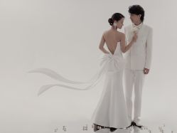 -挪娅婚纱摄影皇家会所