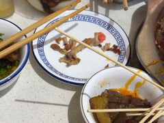-李记称盘牛杂串串(广厦店)