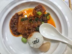 老豆腐烧鱼唇-松云泽