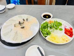 -官塘陈记鱼生·潮汕砂锅粥·牛肉火锅(潮枫路总店)