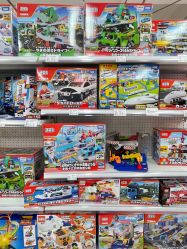 -玩动奇季品牌玩具超市