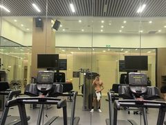 -上海松江假日酒店