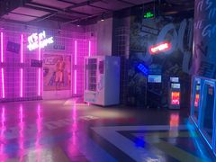 -世代星球·保龄球·镭战真人CS·团建(杨浦店)