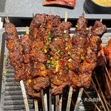 朋友诚不欺我！！这家烧烤店好吃到爆哭[流泪]
