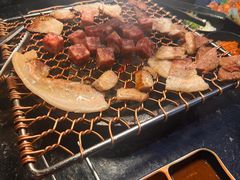 -松渡·鲜肉泥炉烤肉(时代天街店)