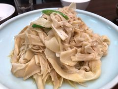 -赖厨潮汕砂锅粥