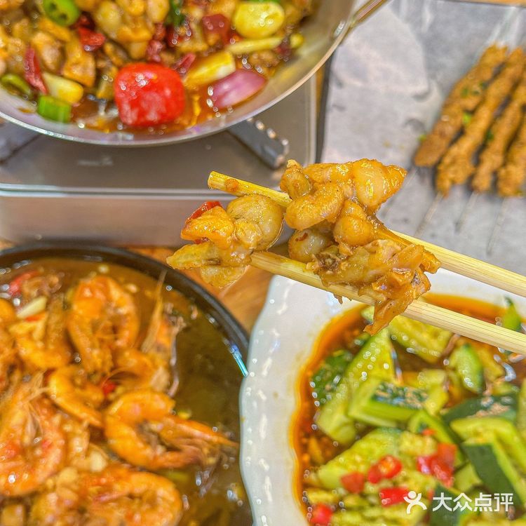 夜太美，宵夜味更美！[胜利]