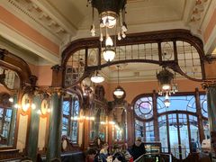 -Majestic Café