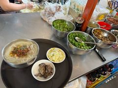 -齐记土鸡米线
