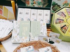 -皇冠幸福里动物奶油生日蛋糕(龙阳村地铁站店)