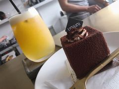 -UNI UNI(环亚凯瑟琳店)