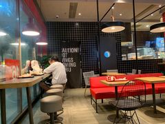 大堂-肯德基(院桥奥特莱斯店)