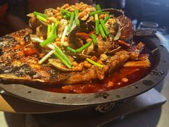-鸣记脆皮烤鱼·海鲜烤鱼(三八广场店)