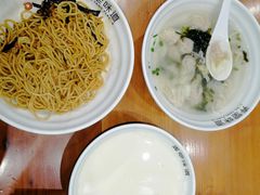 -弄堂咪道-饭香·面香·馄饨香(兴梅店)