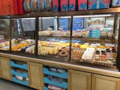 面包甜点陈列柜-巴莉甜甜(中环城店)