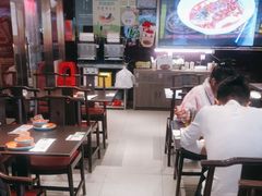 -川流不息·地道川菜·小龙虾(松东路店)