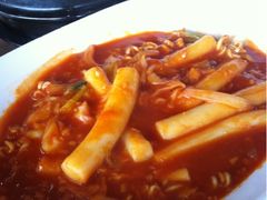 奶酪拉面年糕，味道不错，就是找不到鱼糕-郑阿姨的家·이모네·韩料&烤肉(武川路店)