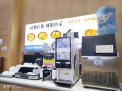 -李与白包子铺(桐梓林店)