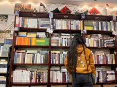 -武汉境自在書店