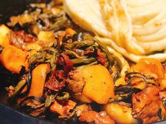 笨鸡锅-山河屯铁锅炖(哈西站店)