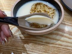 -叁煨蹄花·下饭盐帮菜(人民广场店)