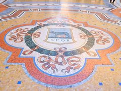 -文艺复兴百货(米兰大教堂广场店)